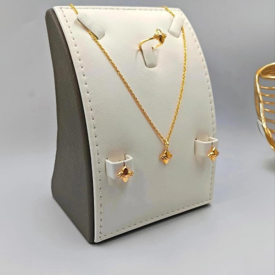 طقم ذهب عيار 21 - 21k Gold Set