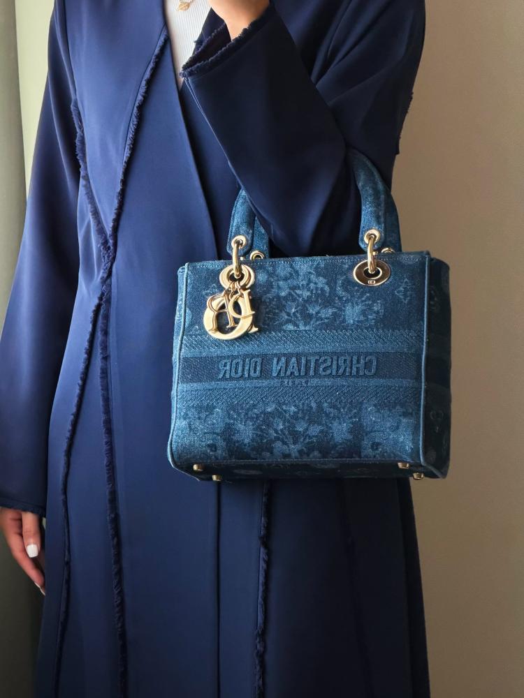 عباية بليزر فاخرة بلون كحلي ملكي جديدة _ أوريا لاين