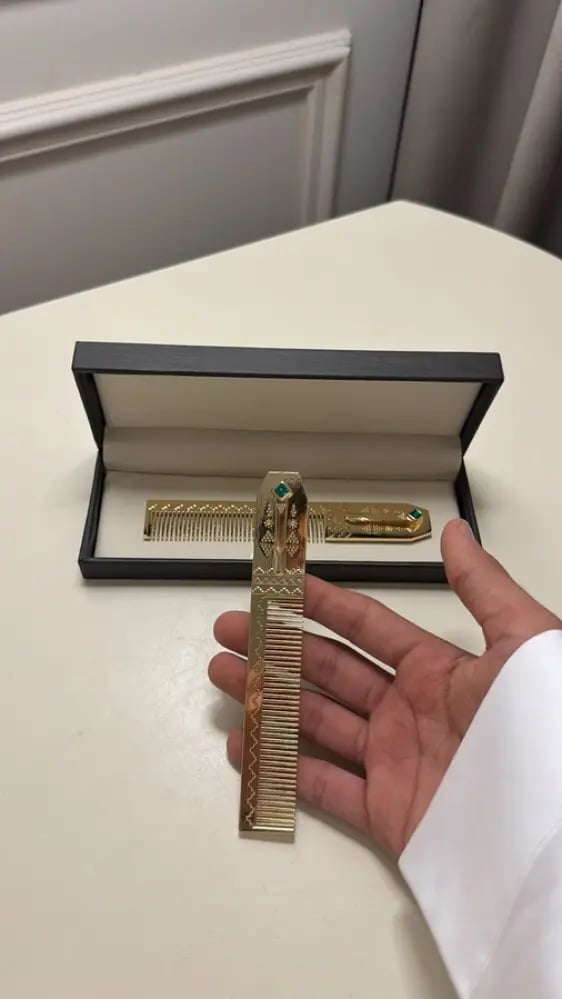 مشط شنب سَـهـم ، لون ذهبي