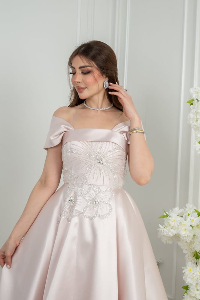 فستان سهرة ميد تب