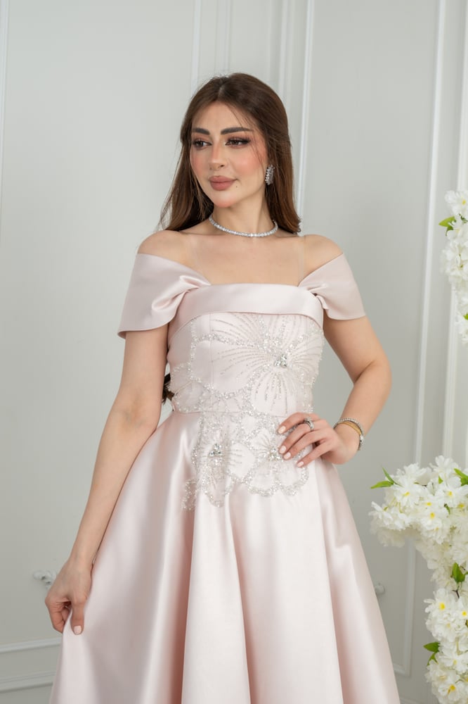 فستان سهرة ميد تب