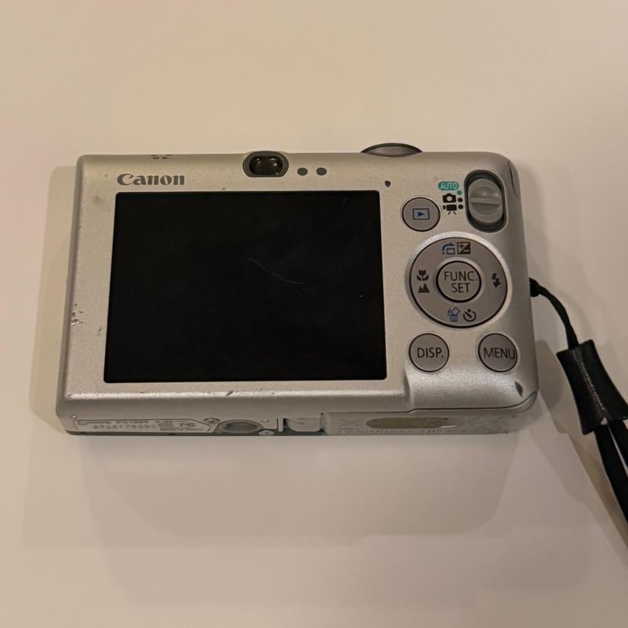 Canon PowerShot SD1200 IS