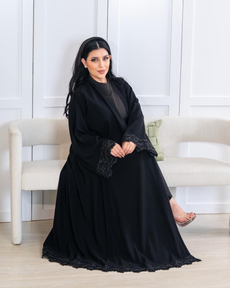 عبايه الدانه اسود