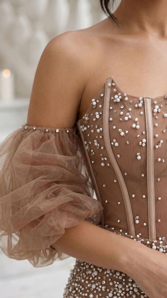 فستان سهرة "توليب كورسيه" (Tulip Corset Gown)