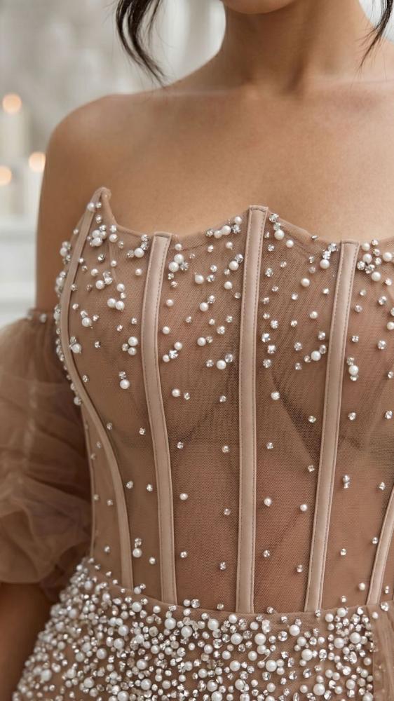 فستان سهرة "توليب كورسيه" (Tulip Corset Gown)
