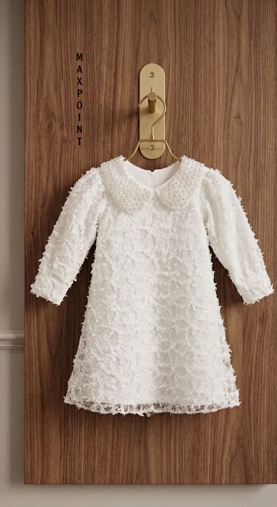 لؤلؤة الثلج الملكي  (Snow Pearl Royal Dress)