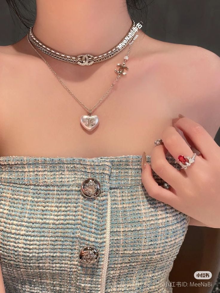 Chanel double gold necklace