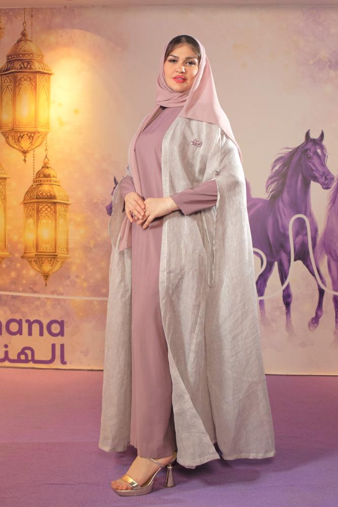 Abaya A36