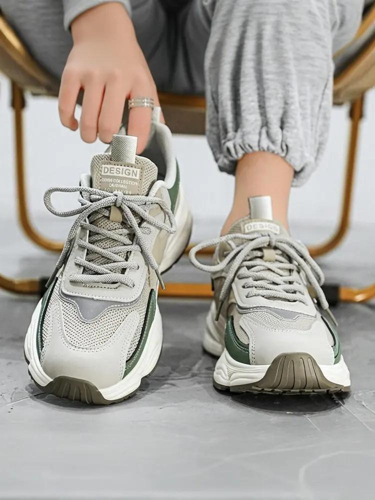 Men's casual shoes