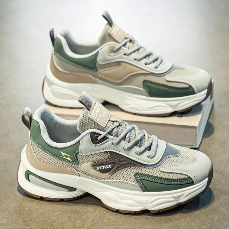 Men's casual shoes