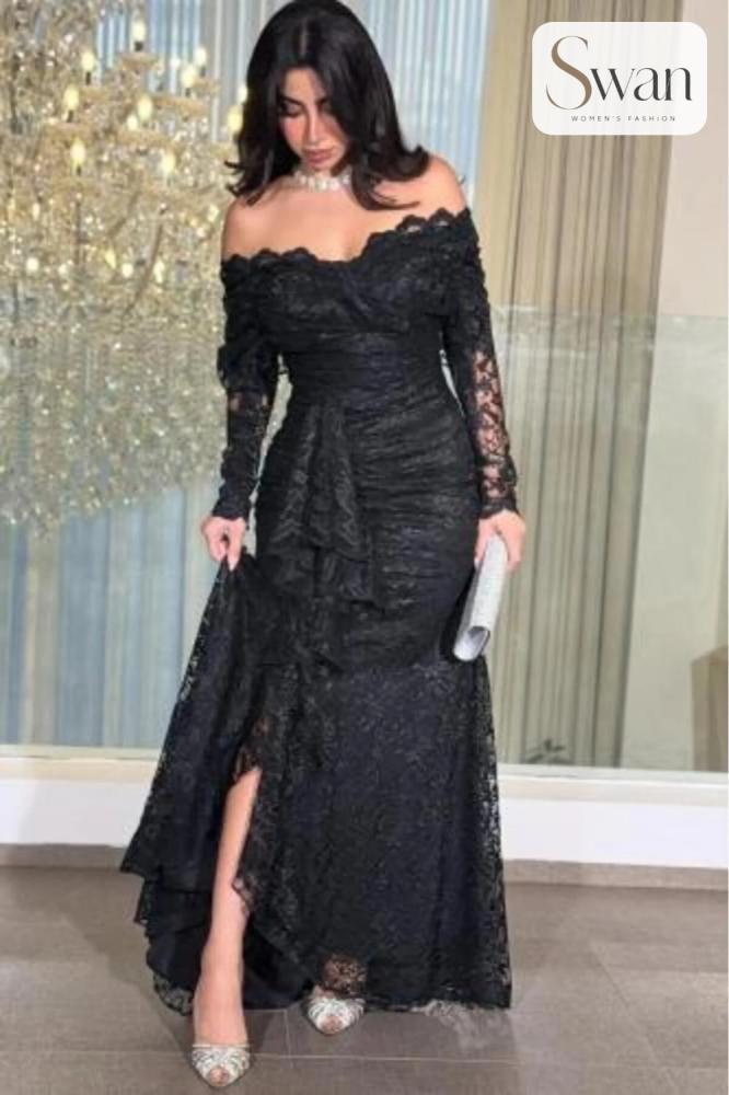 فستان سهرة أسود مكشوف الأكتاف