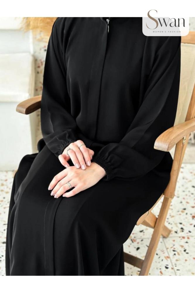عباية عملية بسحاب وجيوب مخفية من تصاميم رائع وانيق