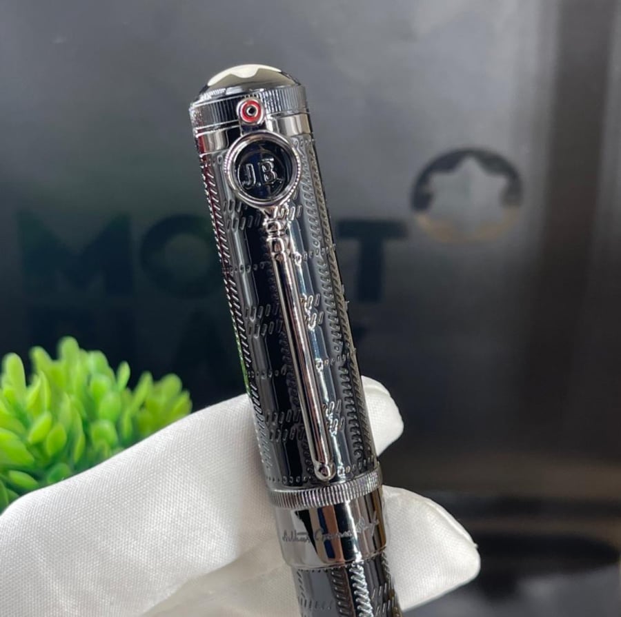 Montblanc Arthur Ferrara black pen
