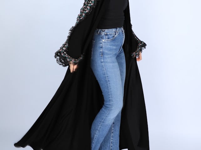Lady abaya