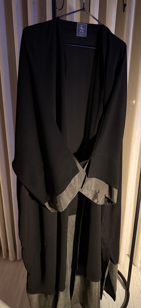 Japanese abaya