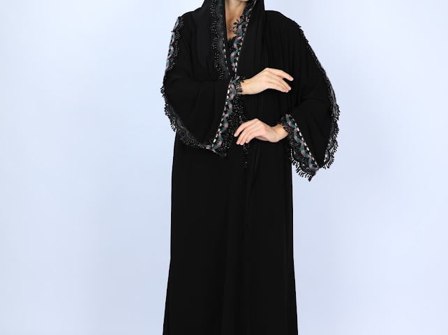 Lady abaya