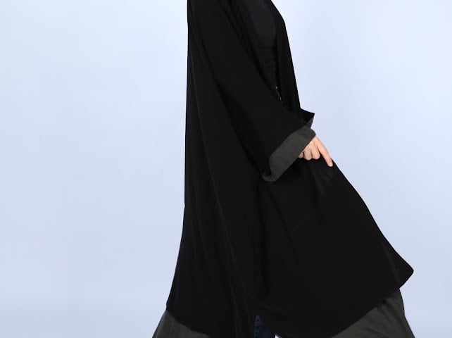 Japanese abaya