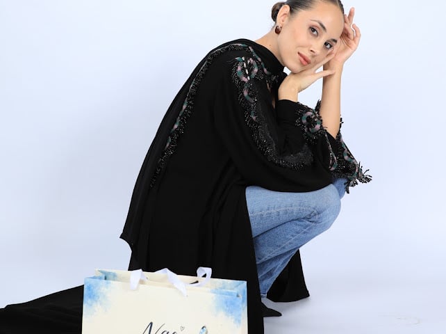 Lady abaya