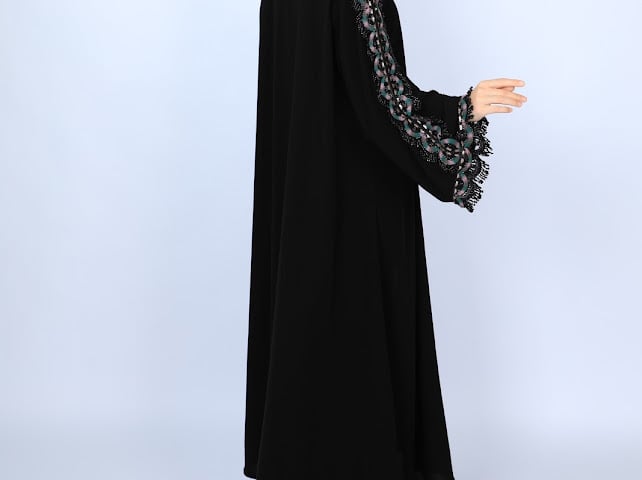 Lady abaya
