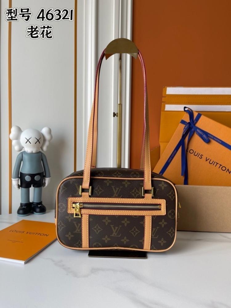 العنوان: شنطة كتف Louis Vuitton Brown Monogram بجيب أمامي بسحّاب