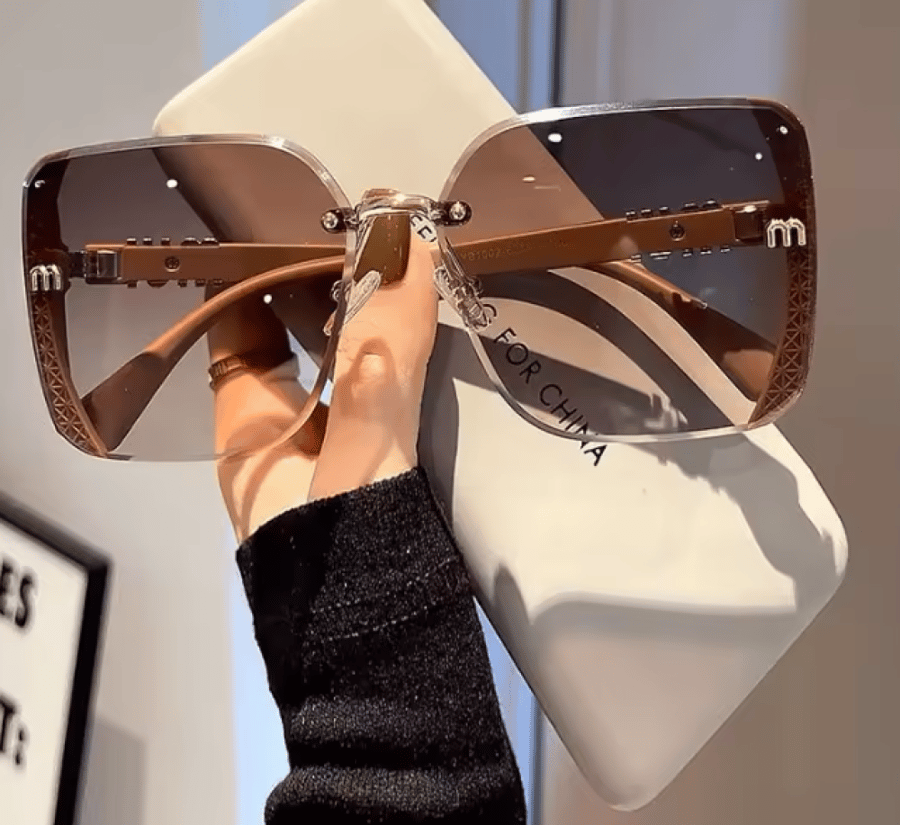 موضة جديدة كول النظارات الشمسية النساء الفاخرة العلامة التجارية خطابات مكافحة ضوء قوي