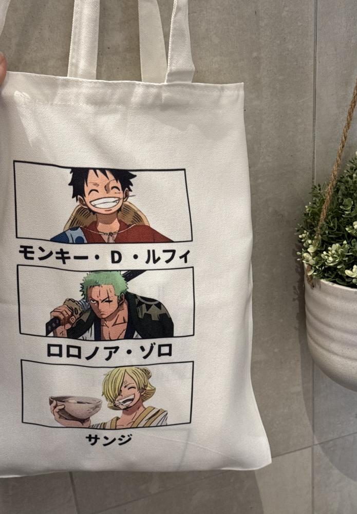 Strawberry remaining - Luffy Zoro Sanji