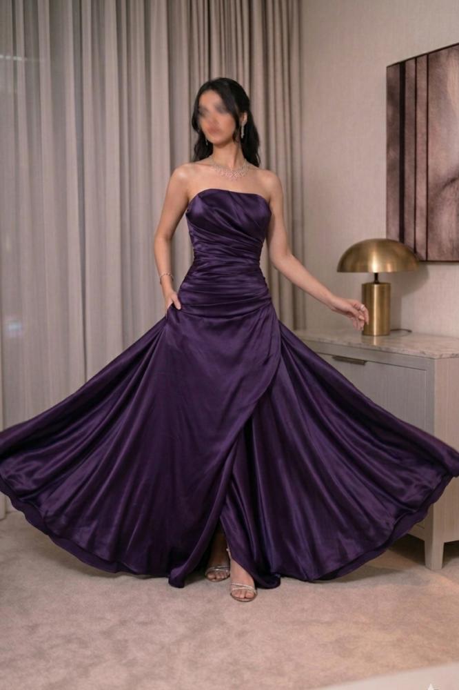Elegant flared evening dress