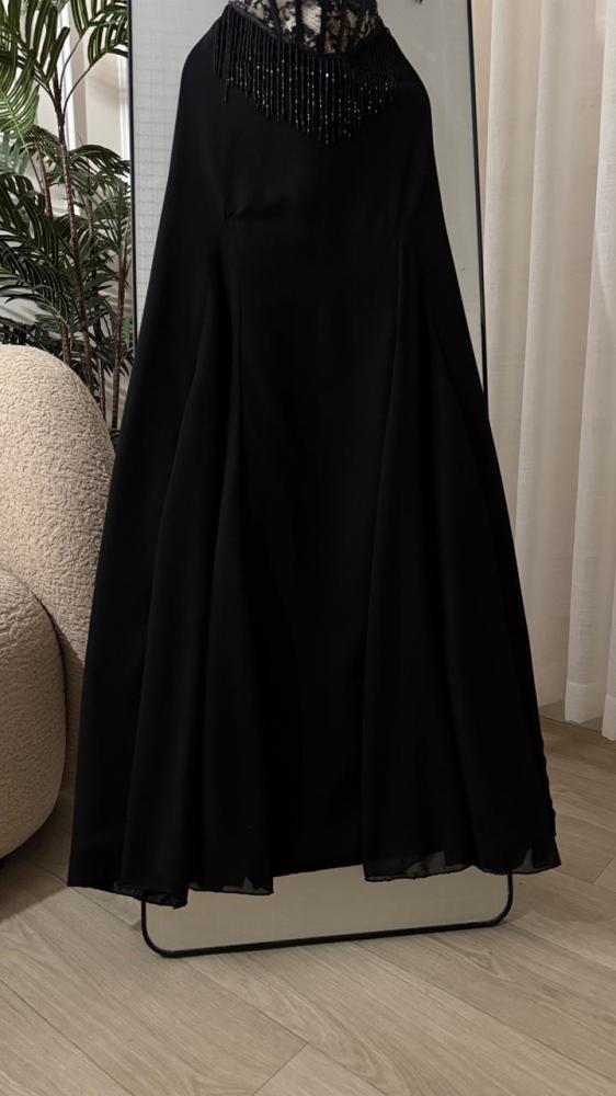 فستان ناعم كورسيه مع دانتيل وهدب