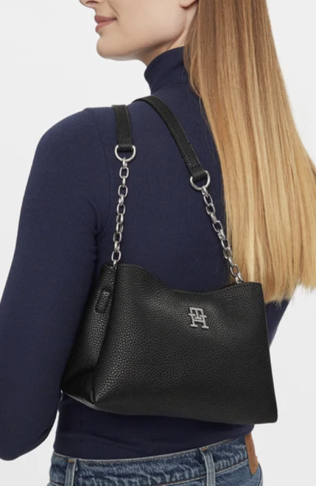 Tommy Hilfiger - Q