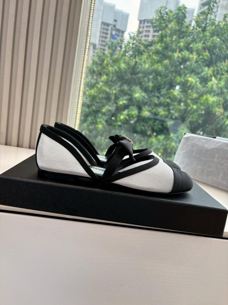 حذاء Chanel Bow Mary Jane Shoes