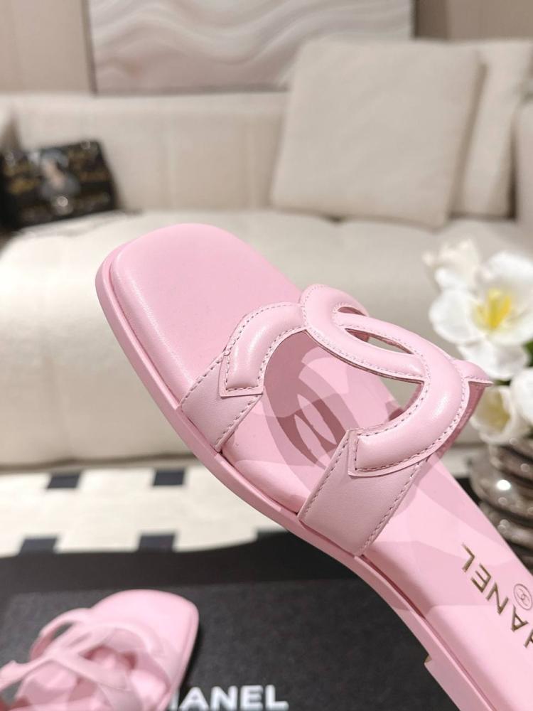 سليبر شانيل Chanel double C slippers