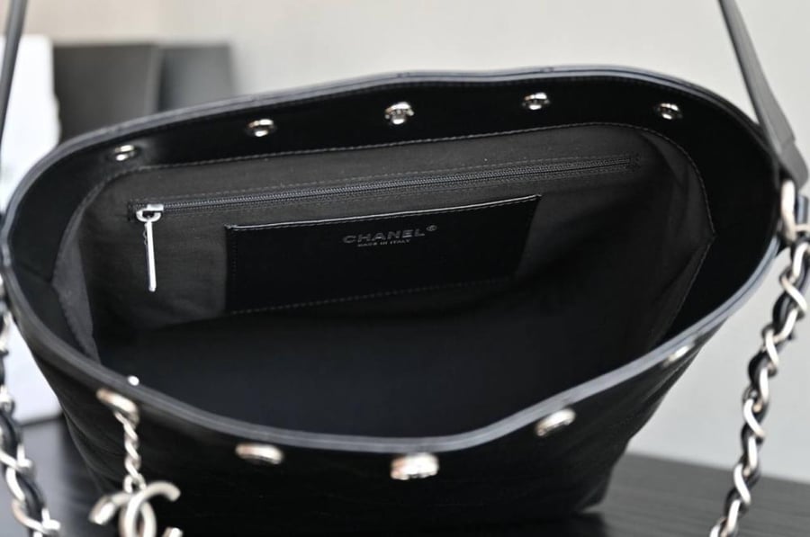 شنطه شانيل CHANEL 25P Coin Hobo