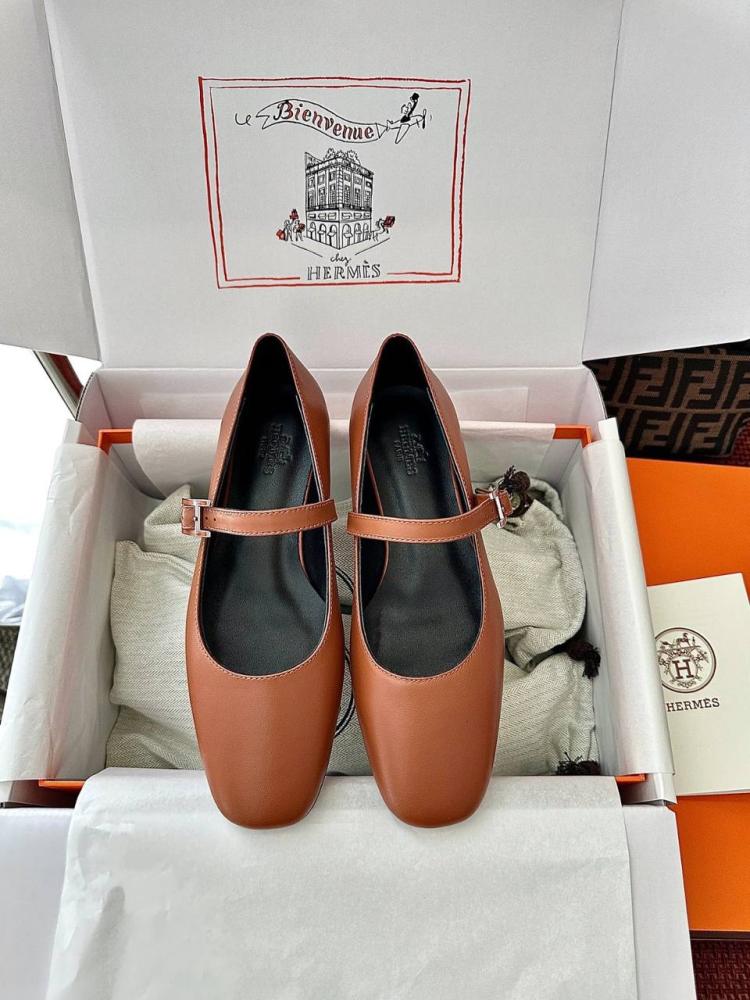 فلات ايرميز Hermès H-buckle vintage square-toe ballet flats