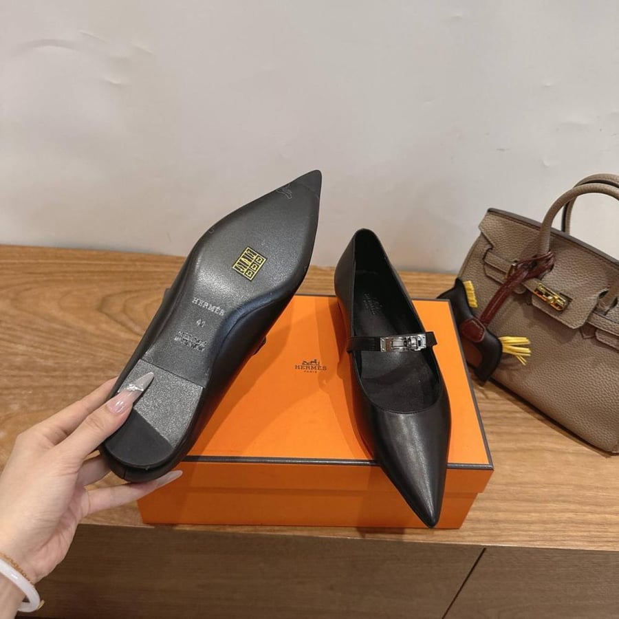 فلات ايرميز Hermès Kelly pointed-toe flats
