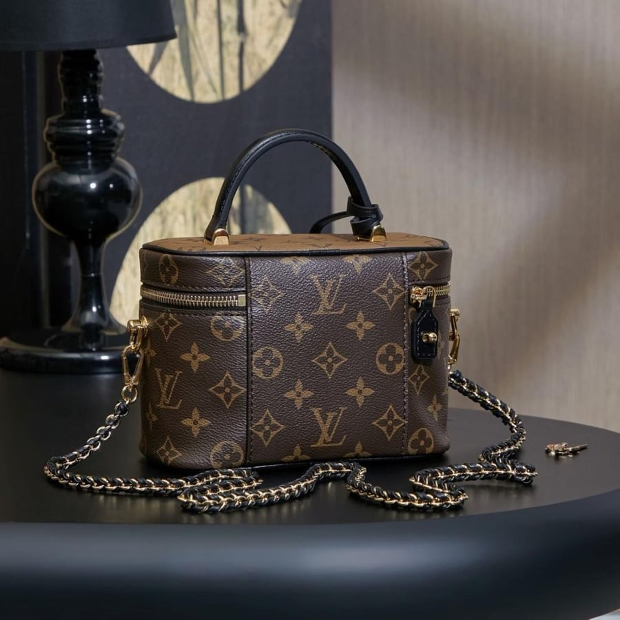 شنطة Louis Vuitton Vanity Small Handbag