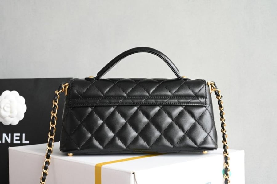 شنطه Chanel 25P Kelly handle bag horizontal version