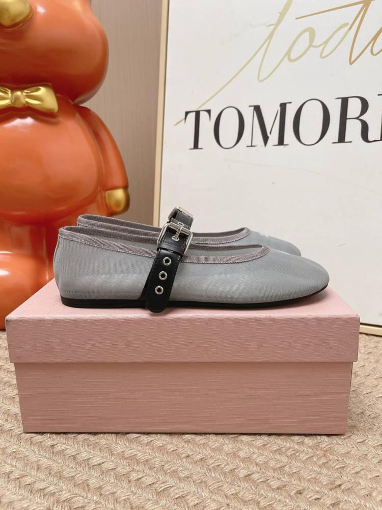 حذاء فلات Miu Miu Ballet Flats