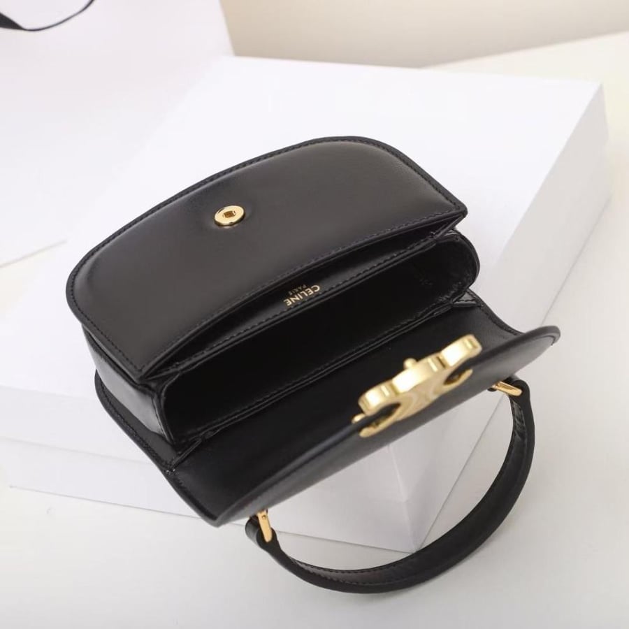 شنطه Celine Besace Triomphe handbag