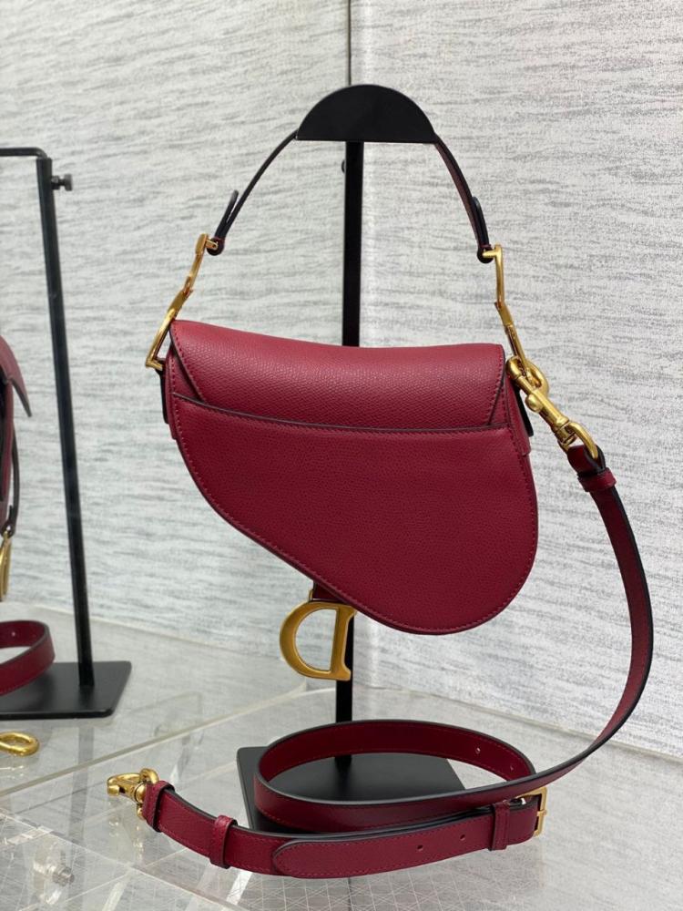 شنطه Dior Small Saddle Bag