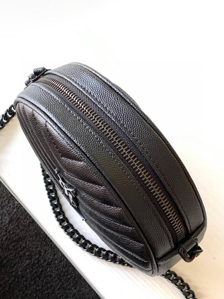 شنطه Yves Saint Laurent  VINYLE small round bag