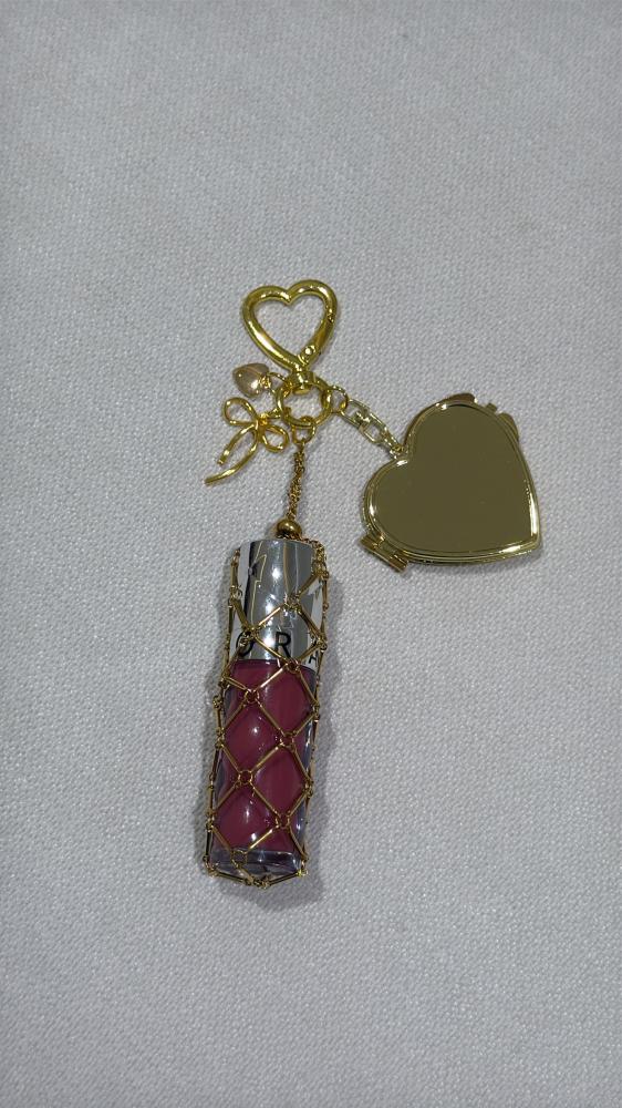 lipstick holder ( heart ) gold