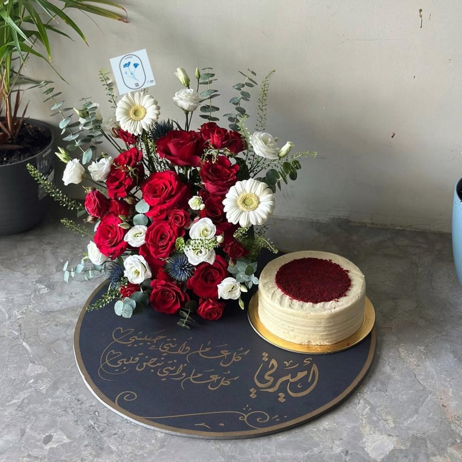 ستاند كيك و ورد