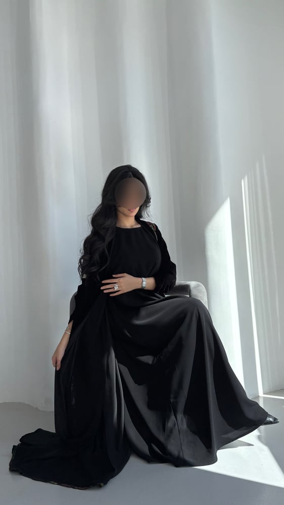 فستان C90 تحت العباية بلون (بيج أو أسود)