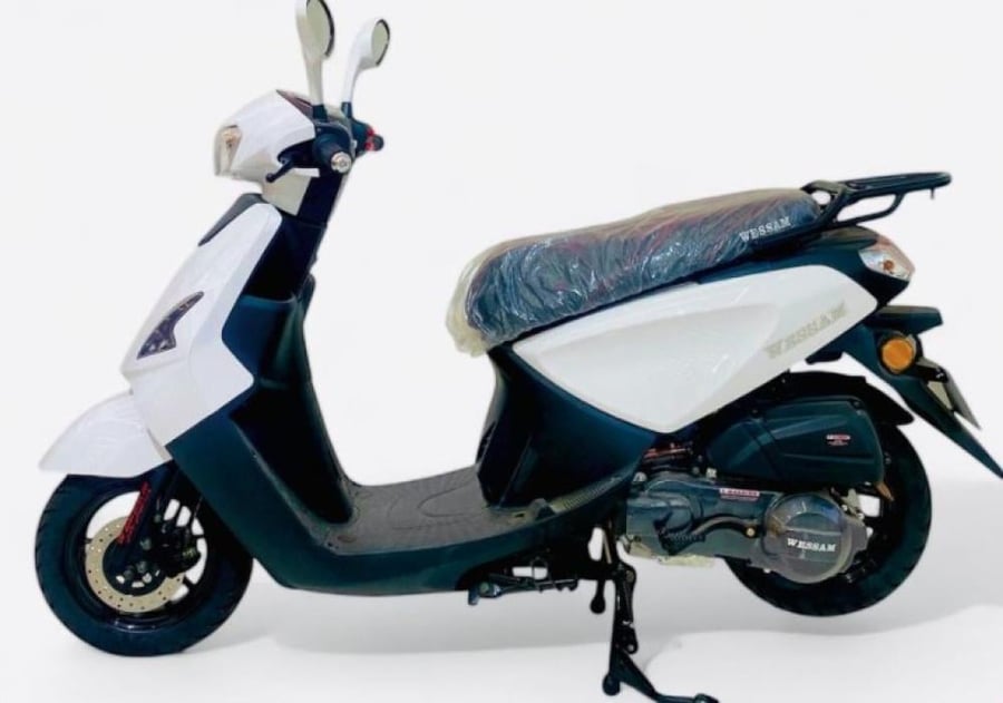 دباب عجيب الوسام 125 CC اللون ابيض