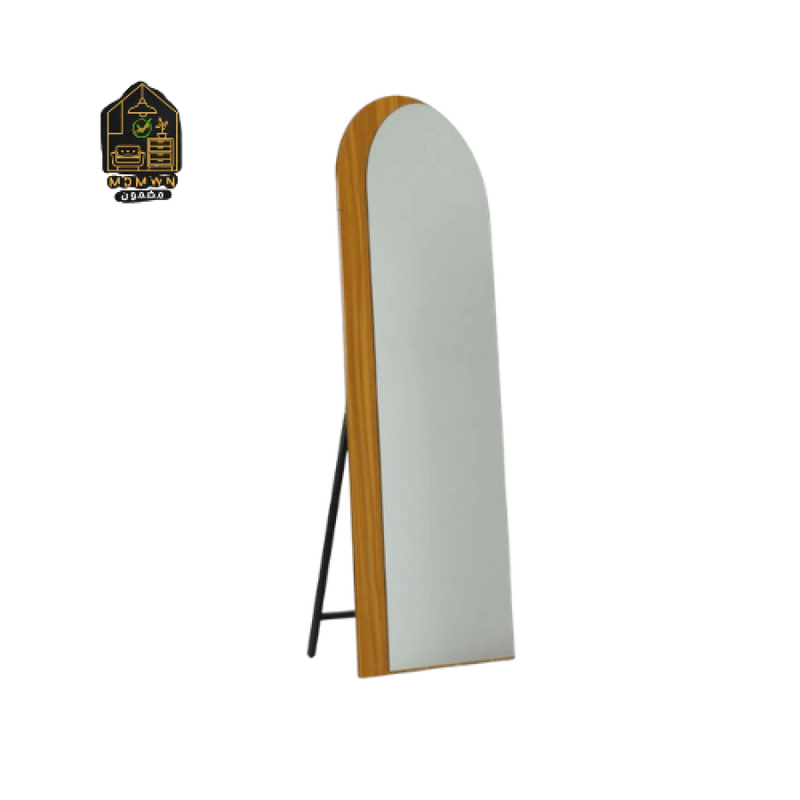 Standing mirror with an attractive curved frame - an artistic touch and unforgettable elegance