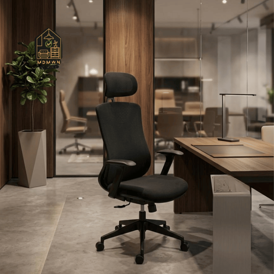Swivel mesh office chair with headrest