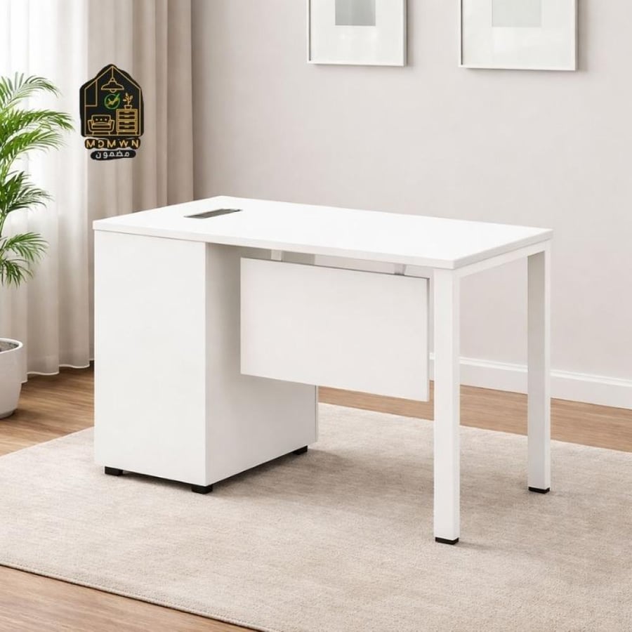 A stylish desk that fits your space in multiple sizes