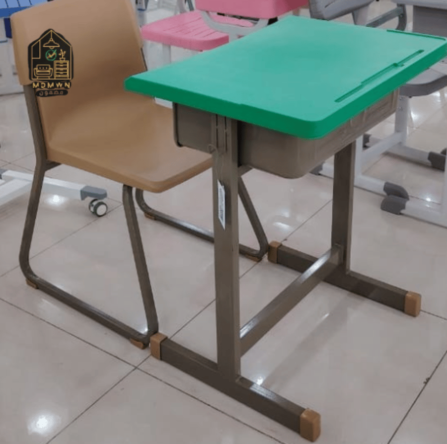 مكتب دراسي عملي مع كرسي مريح