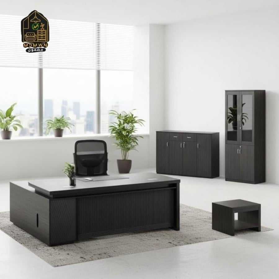 Integrated executive office with multiple options