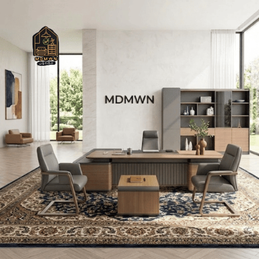 Multi-size executive desk set
